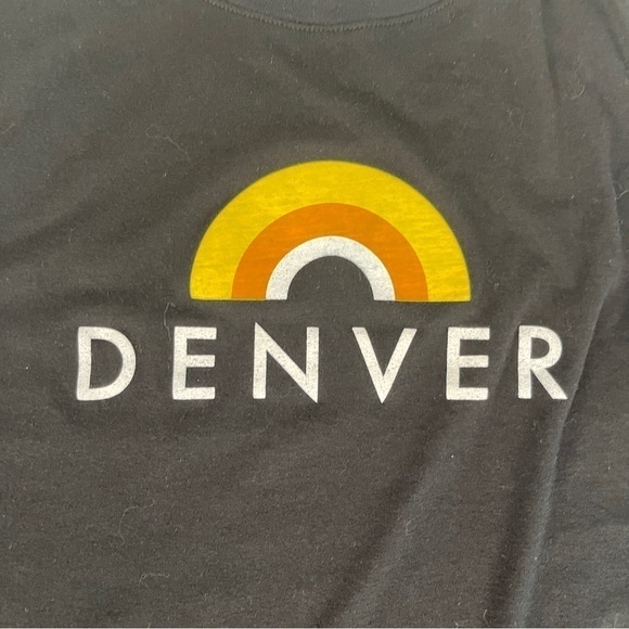 Corepower Yoga Denver Muscle T-Shirt Size Medium - Picture 3 of 7